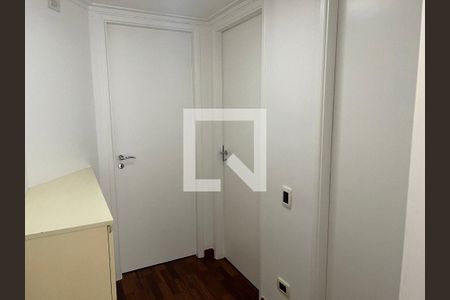 Apartamento à venda com 186m², 3 quartos e 2 vagasCorredor
