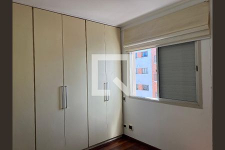 Suíte de apartamento para alugar com 3 quartos, 186m² em Vila Clementino, São Paulo