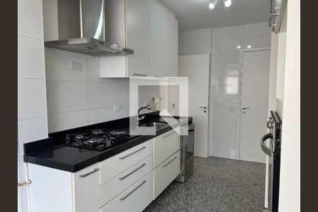 Apartamento à venda com 186m², 3 quartos e 2 vagasCozinha
