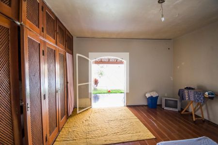 Casa à venda com 770m², 5 quartos e 9 vagasSuíte 1