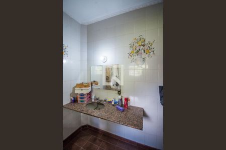 Casa à venda com 770m², 5 quartos e 9 vagasBanheiro da Suíte 4