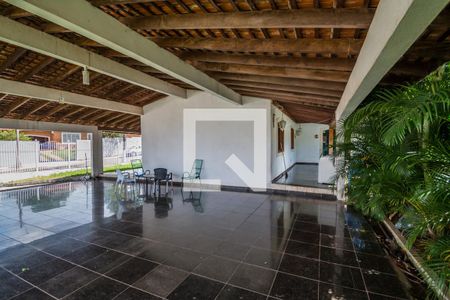 Casa à venda com 770m², 5 quartos e 9 vagasGaragem