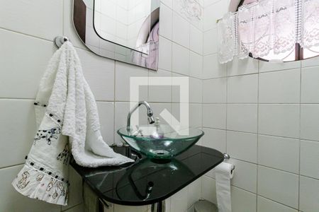 Lavabo de casa para alugar com 3 quartos, 110m² em Cambuci, São Paulo
