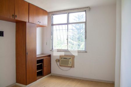 Quarto 2 de apartamento para alugar com 2 quartos, 70m² em Ze Garoto, São Gonçalo