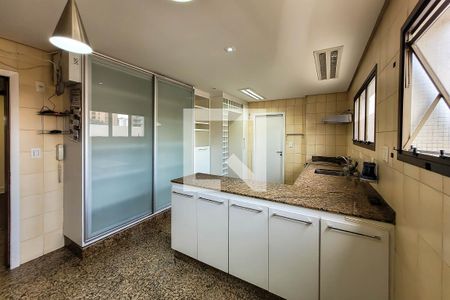 Apartamento à venda com 153m², 3 quartos e 3 vagasCozinha