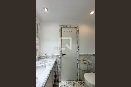 Apartamento à venda com 153m², 3 quartos e 3 vagasBanheiro da Suíte