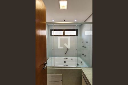 Apartamento à venda com 153m², 3 quartos e 3 vagasBanheiro Social