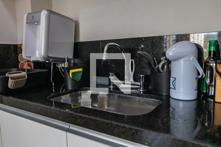 Cozinha de apartamento para alugar com 2 quartos, 60m² em Tamboré, Santana de Parnaíba
