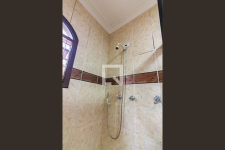 Casa à venda com 300m², 3 quartos e 4 vagas Casa à venda com 300m², 3 quartos e 4 vagasLavabo