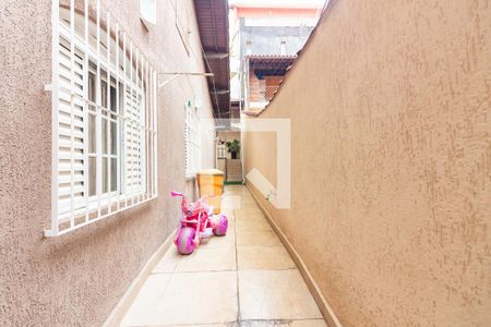 Casa à venda com 300m², 3 quartos e 4 vagas Casa à venda com 300m², 3 quartos e 4 vagasQuintal