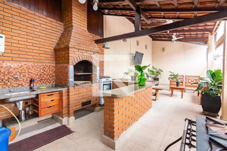 Casa à venda com 300m², 3 quartos e 4 vagas Casa à venda com 300m², 3 quartos e 4 vagasEspaço Gourmet