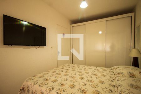 Quarto  de apartamento à venda com 1 quarto, 42m² em Cavalhada, Porto Alegre