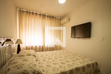 Quarto  de apartamento à venda com 1 quarto, 42m² em Cavalhada, Porto Alegre