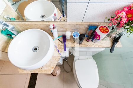 Casa à venda com 200m², 3 quartos e 4 vagasBanheiro da suíte 3