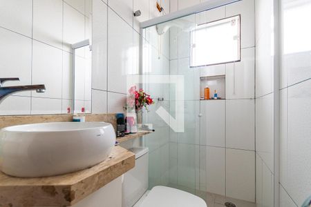 Casa à venda com 200m², 3 quartos e 4 vagasBanheiro da suíte 3