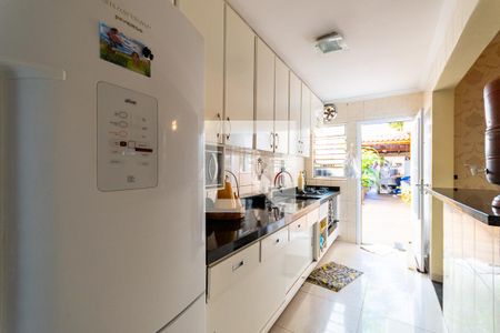 Casa à venda com 200m², 3 quartos e 4 vagasCozinha 