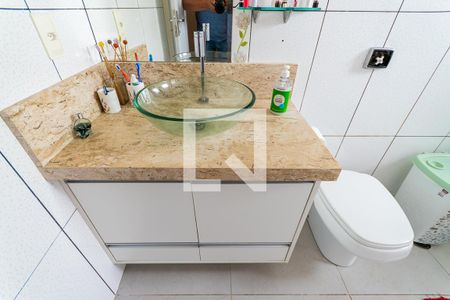 Casa à venda com 200m², 3 quartos e 4 vagasBanheiro da suíte 2