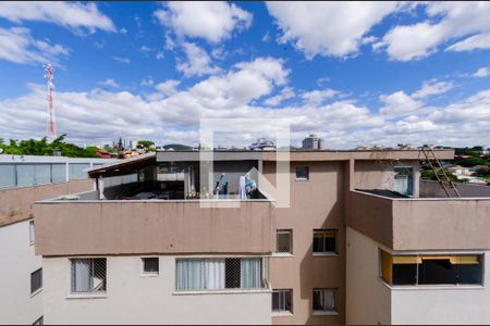 Sala - Vista de apartamento à venda com 2 quartos, 166m² em Cinquentenario, Belo Horizonte