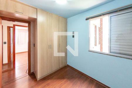 Apartamento à venda com 80m², 3 quartos e 2 vagasQuarto 1