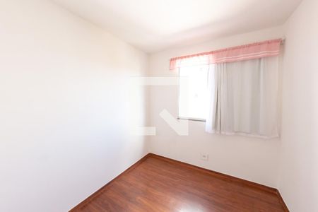 Apartamento à venda com 80m², 3 quartos e 2 vagasBanheiro do Quarto 2