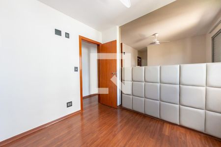 Apartamento à venda com 80m², 3 quartos e 2 vagasQuarto Suíte
