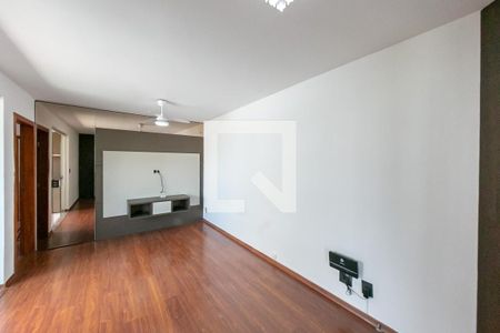 Apartamento à venda com 80m², 3 quartos e 2 vagasSala