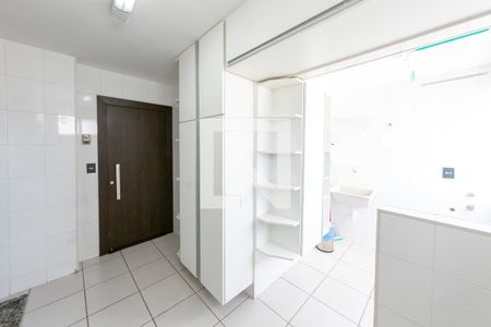 Apartamento à venda com 80m², 3 quartos e 2 vagasCozinha