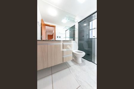 Apartamento à venda com 80m², 3 quartos e 2 vagasBanheiro Social
