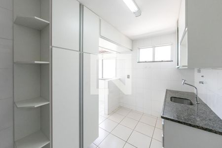 Apartamento à venda com 80m², 3 quartos e 2 vagasCozinha