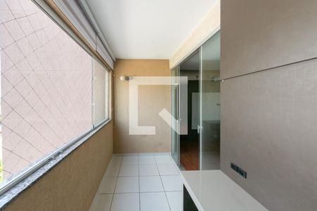 Apartamento à venda com 80m², 3 quartos e 2 vagasVaranda da Sala