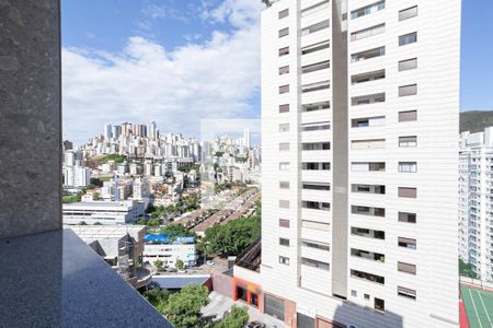 Apartamento para alugar com 104m², 3 quartos e 3 vagasVista da suíte