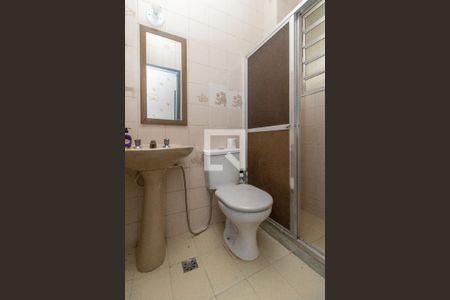 Banheiro de apartamento à venda com 1 quarto, 51m² em Vaz Lobo, Rio de Janeiro