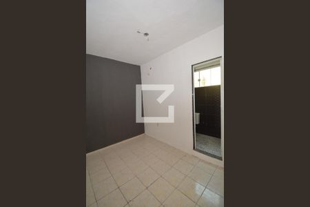 Casa à venda com 70m², 2 quartos e sem vagaSuíte