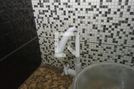 Casa à venda com 70m², 2 quartos e sem vagaBanheiro da Suíte - Torneira