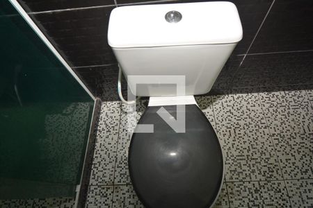 Casa à venda com 70m², 2 quartos e sem vagaBanheiro da Suíte