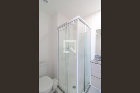 Banheiro de kitnet/studio para alugar com 1 quarto, 19m² em Brás, São Paulo