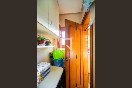 Apartamento à venda com 164m², 2 quartos e 2 vagasBanheiro de Serviço