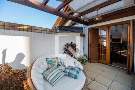 Apartamento à venda com 164m², 2 quartos e 2 vagasPiscina