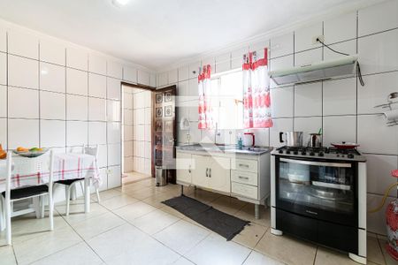 Casa à venda com 320m², 9 quartos e 2 vagas Casa à venda com 320m², 9 quartos e 2 vagasCozinha casa 1