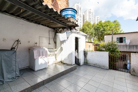 Casa à venda com 320m², 9 quartos e 2 vagas Casa à venda com 320m², 9 quartos e 2 vagasLavanderia casa 3 e 4