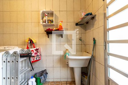 Casa à venda com 320m², 9 quartos e 2 vagas Casa à venda com 320m², 9 quartos e 2 vagasLavanderia