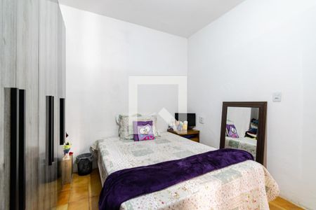 Casa à venda com 320m², 9 quartos e 2 vagas Casa à venda com 320m², 9 quartos e 2 vagasQuarto 2 casa 4