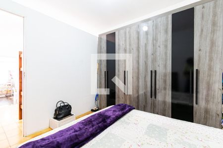 Casa à venda com 320m², 9 quartos e 2 vagas Casa à venda com 320m², 9 quartos e 2 vagasQuarto 2 casa 4