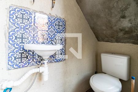 Casa à venda com 320m², 9 quartos e 2 vagas Casa à venda com 320m², 9 quartos e 2 vagasLavabo