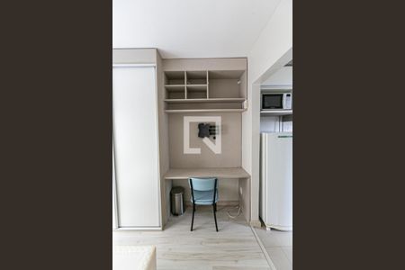 Sala/Quarto de apartamento para alugar com 1 quarto, 24m² em Centro Histórico, Porto Alegre