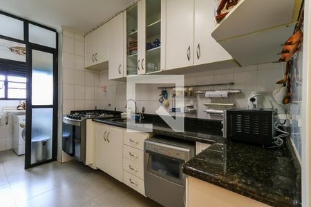 Apartamento à venda com 115m², 3 quartos e 2 vagas Apartamento à venda com 115m², 3 quartos e 2 vagasCozinha