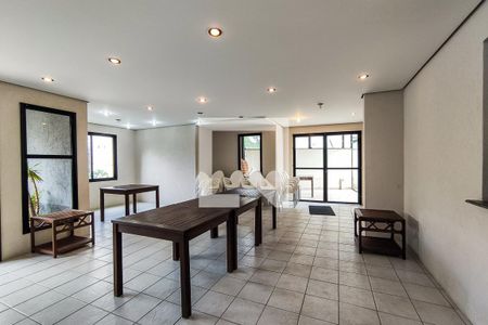 Apartamento à venda com 115m², 3 quartos e 2 vagas Apartamento à venda com 115m², 3 quartos e 2 vagasÁrea Comum - Salão de Festas