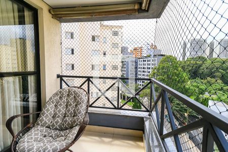Apartamento à venda com 115m², 3 quartos e 2 vagas Apartamento à venda com 115m², 3 quartos e 2 vagasVaranda