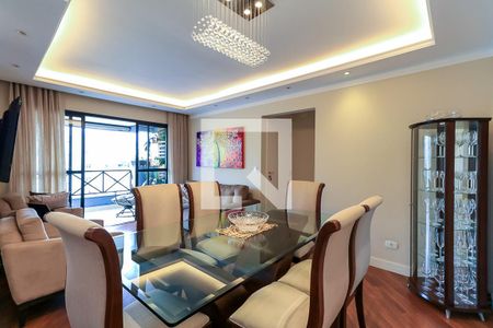 Apartamento à venda com 115m², 3 quartos e 2 vagas Apartamento à venda com 115m², 3 quartos e 2 vagasSala