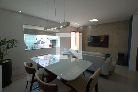 Sala de casa para alugar com 3 quartos, 120m² em Vila Brasilina, São Paulo
